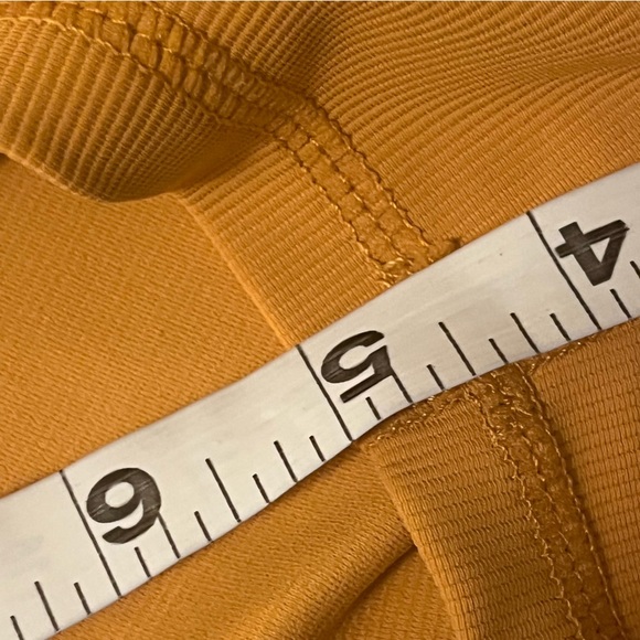 Willow the Label Goldenrod Athletic Shorts, 5” inseam, size Large - Picture 7 of 7